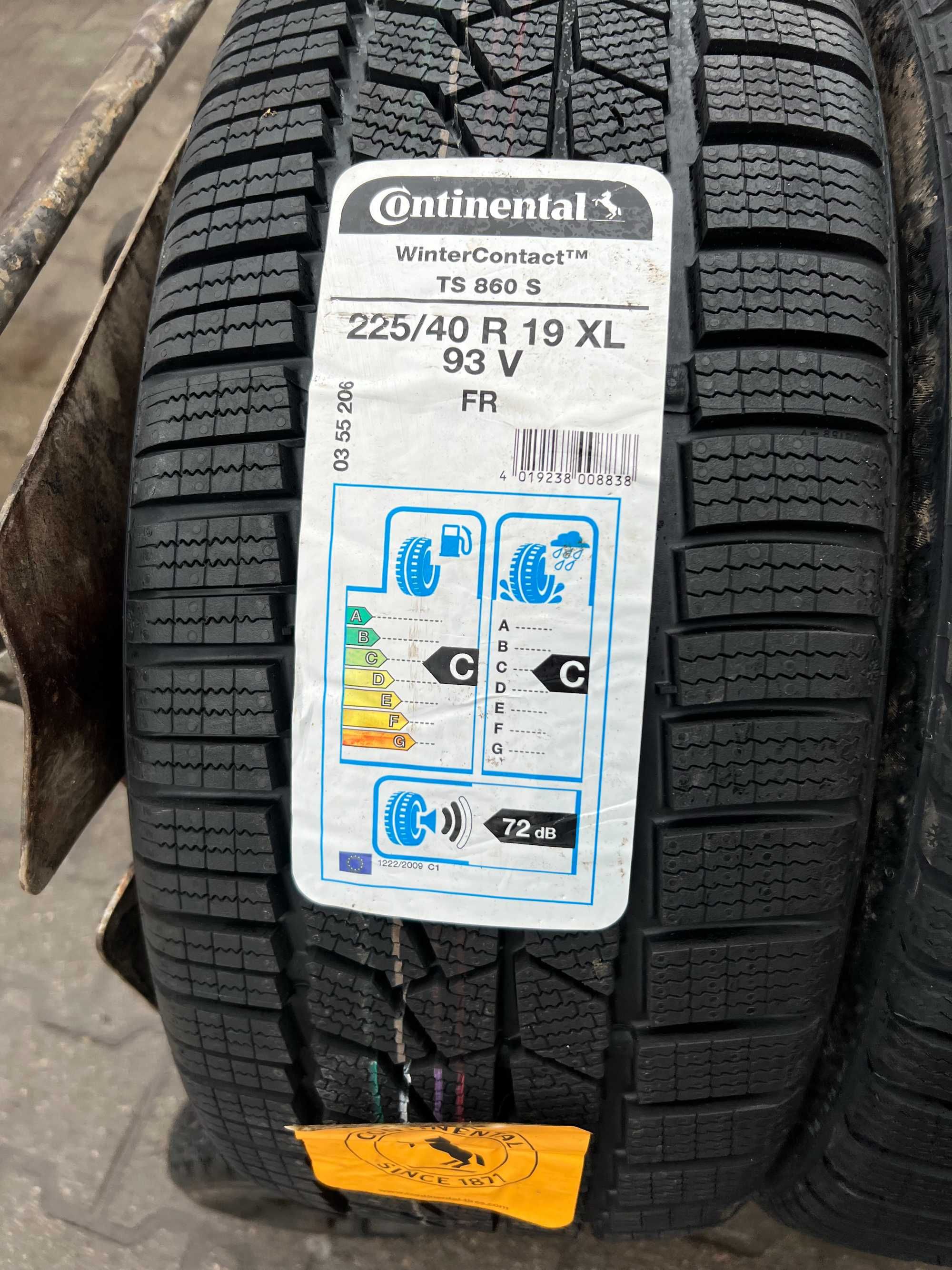 4x 225/40r19 95Y XL Continental WinterContact TS860S