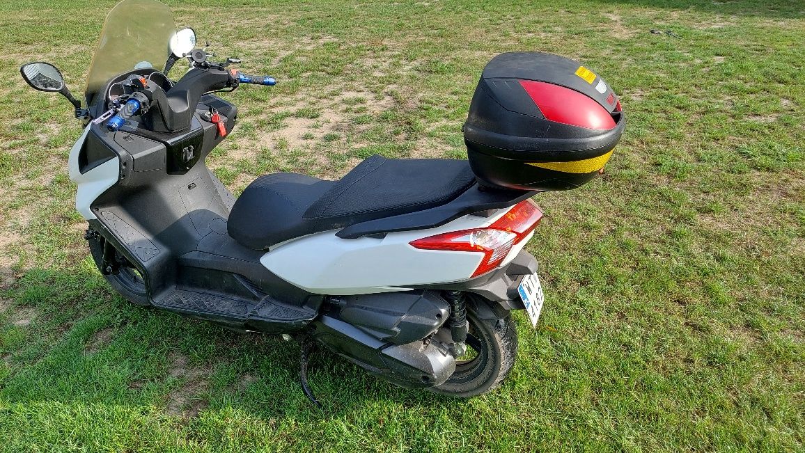 Kymco downtown 300/125 zamiana na złoty męski łancuszek