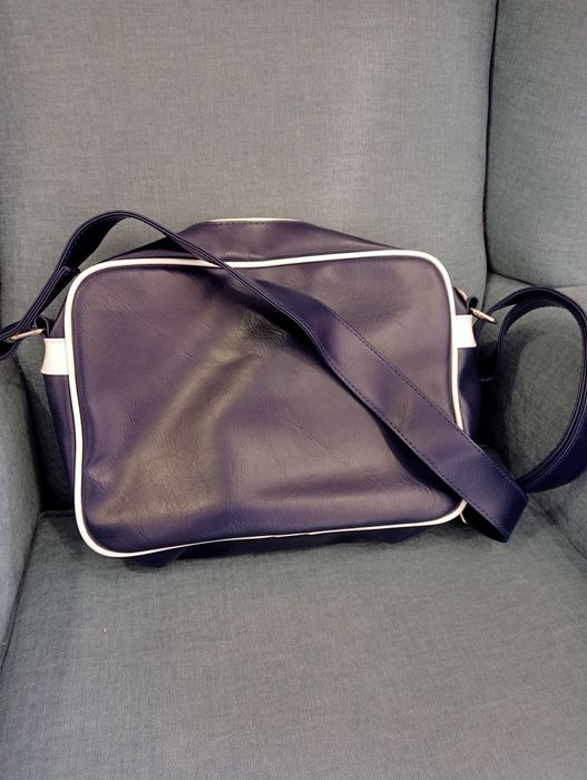 Sacola da marca Gola