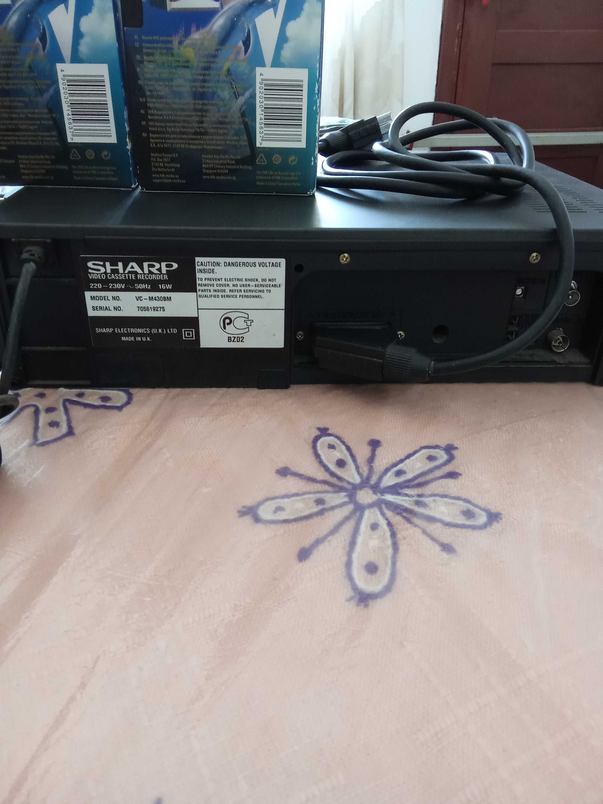 videogravador  SHARP VHS VC -M430 de 4-HEAD /ON SCREEN DISPLAY usado