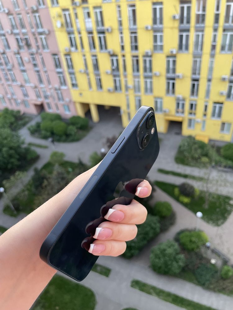 Идеал iPhone 13 Black 128Gb айфон