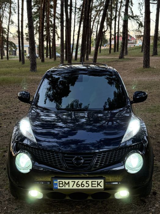 Продам/обменяю Nissan Juke. 4х4Полный привод. 1.6 турбо