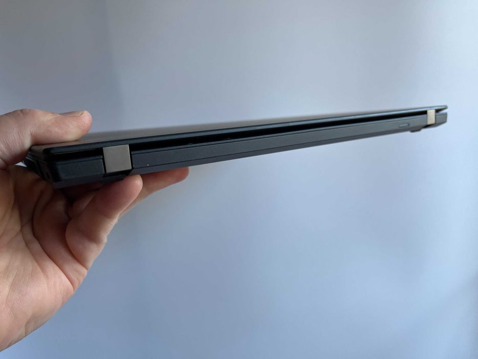 Laptop Lenovo ThinkPad T490 i7-8665U 32/512GB SSD NVME MX250 IPS FV23%