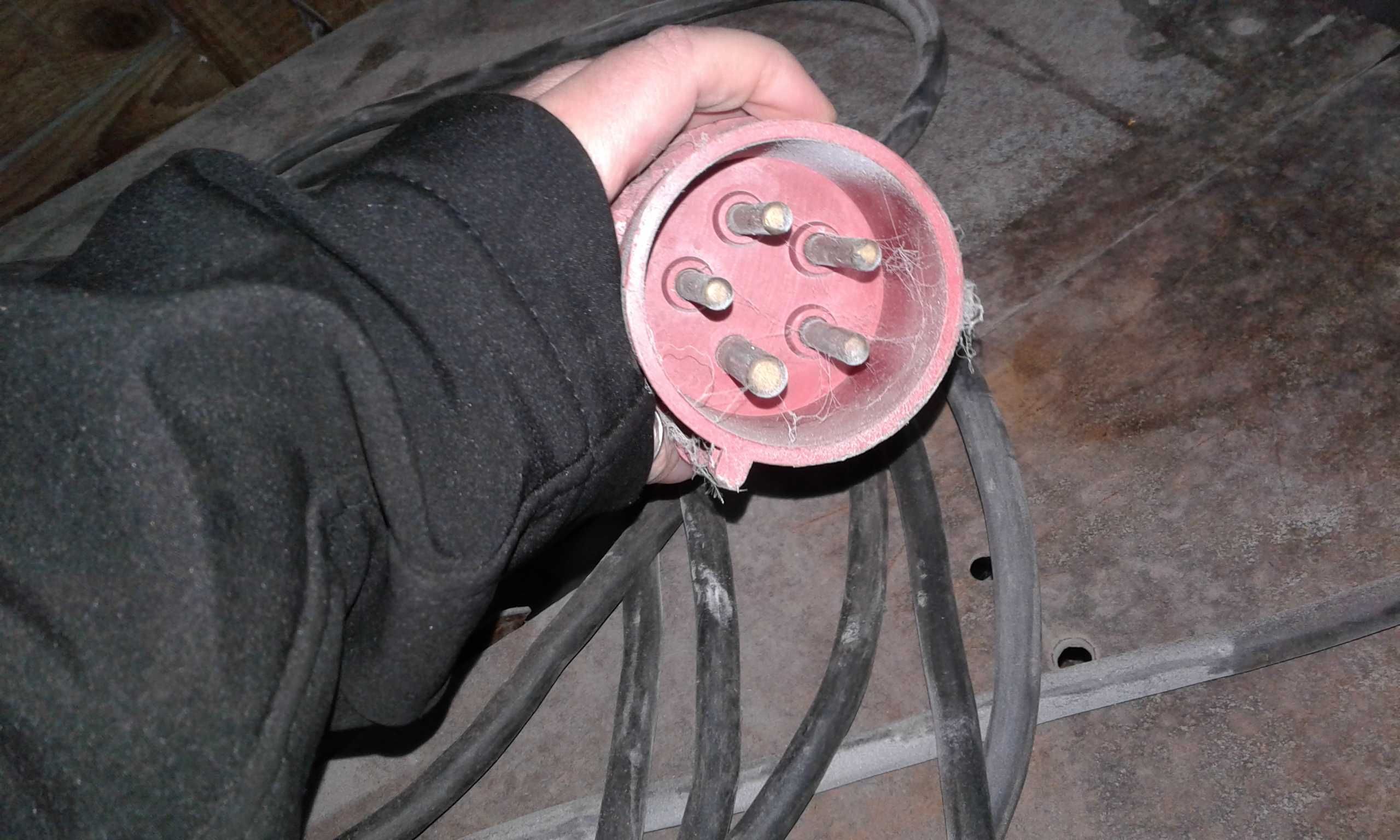 Sprzedam tarczówkę piła tarczowa krajzega silnik 2,2kW 380V