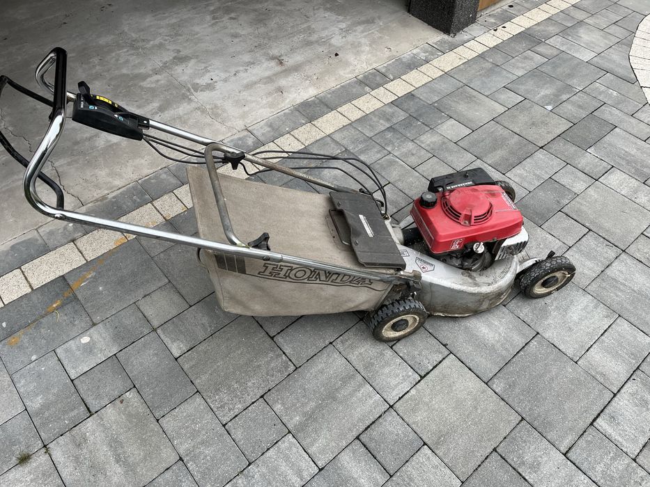 Kosiarka honda hr194