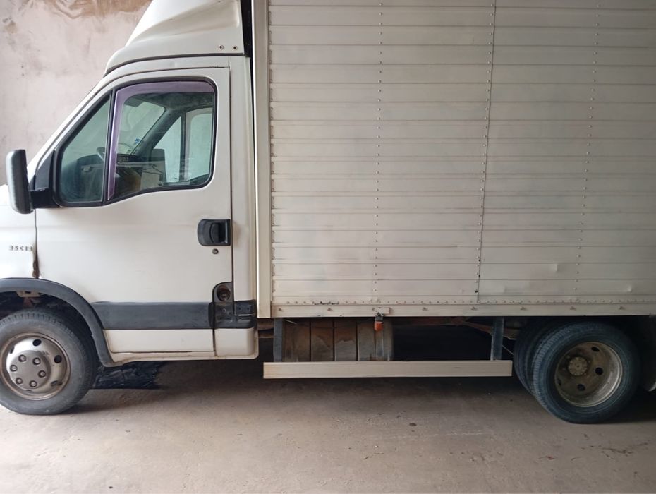 Iveco 35c13 3.70m