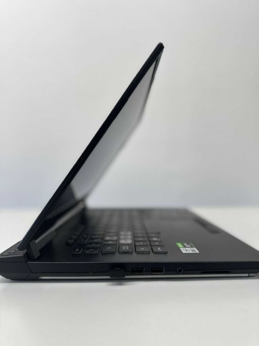 ASUS Rog Strix G15 Como Novo