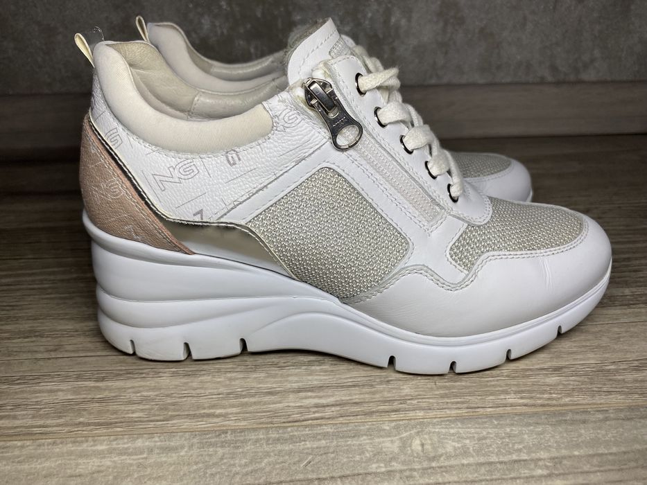 Кросівки снікерси Nero Giardini