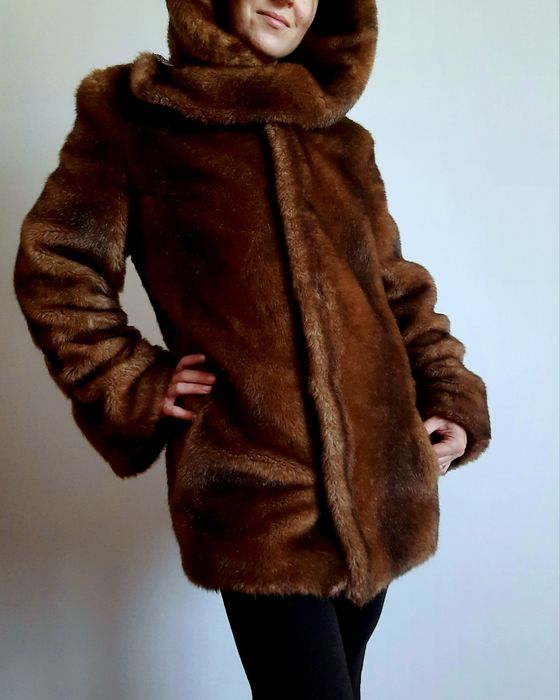 Шуба жіноча під норку