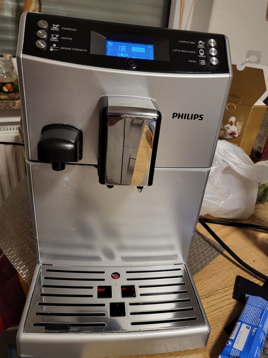 Продам кавомашину,кавоапарат в гарному  стані