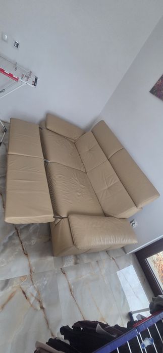 Skórzany wypoczynek / sofa 2-osobowa z funkcją relaks – beżowy, bardzo