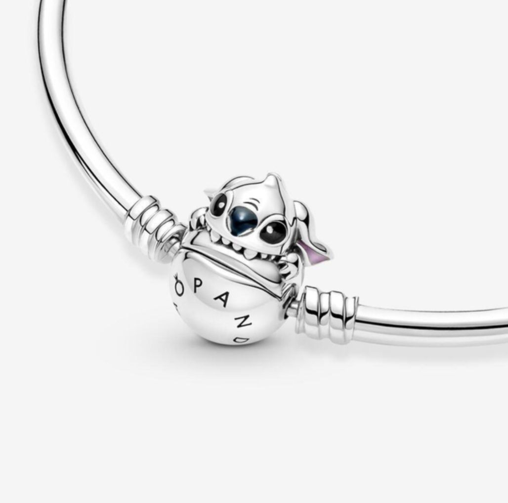 Срібний браслет Pandora із застібкою, яку кусає Стіч