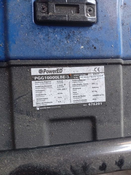 Gerador gasóleo com pouco uso