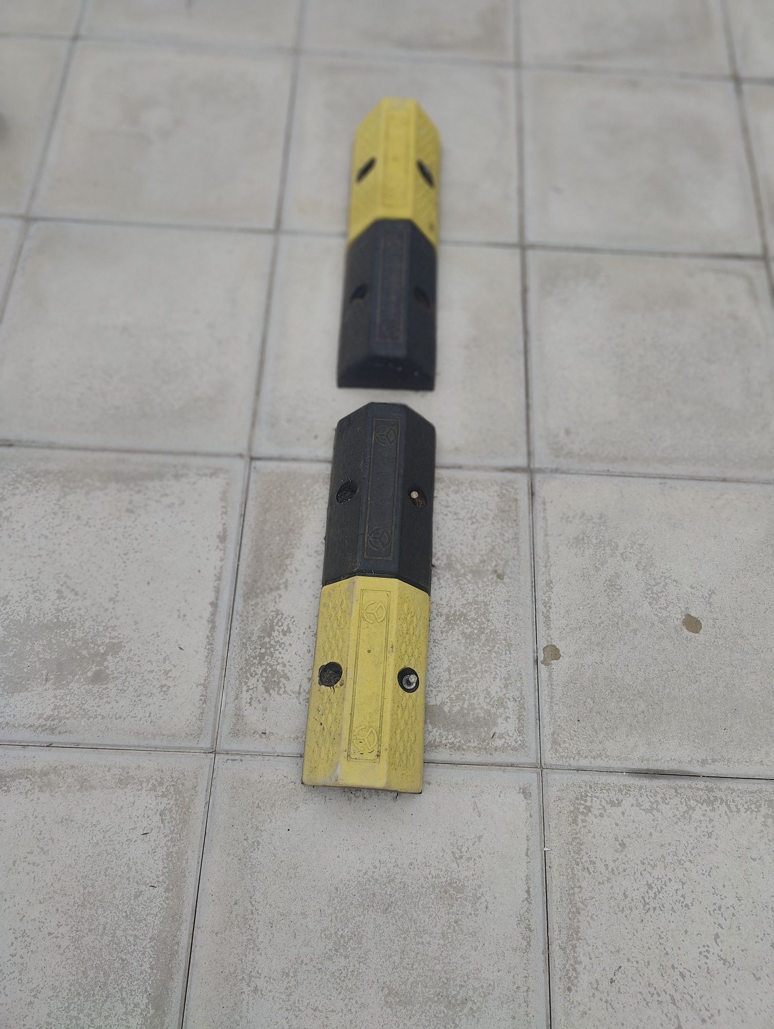 2X Limitador de estacionamento