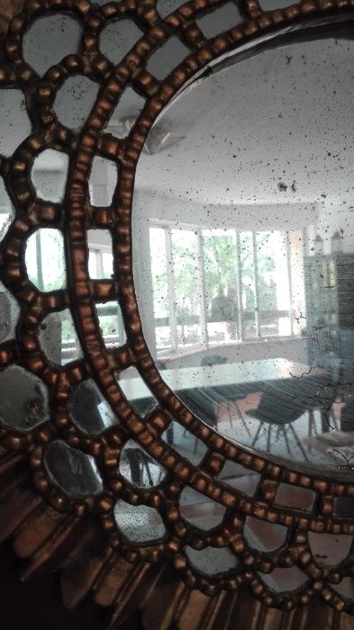 Espelho dourado, madeira exótica