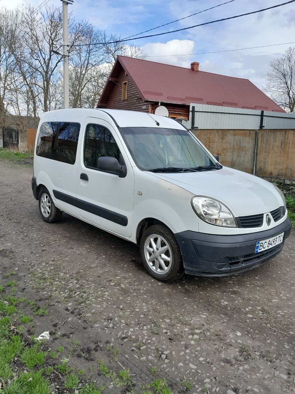 Продам машину Renault Kangoo