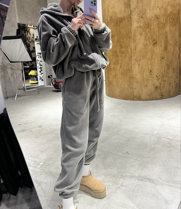 Костюм стильный флисовый