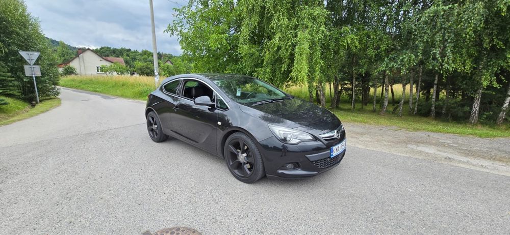 opel astra j gtc  2.0 cdti sport bogate wyposażenie