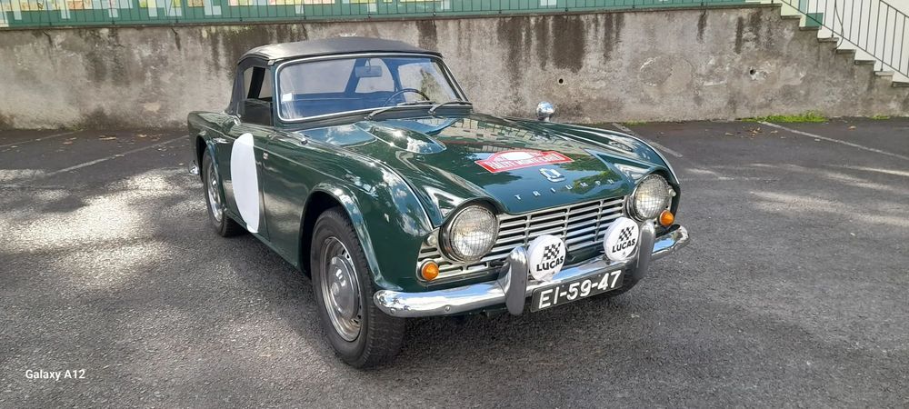 Triumph TR4