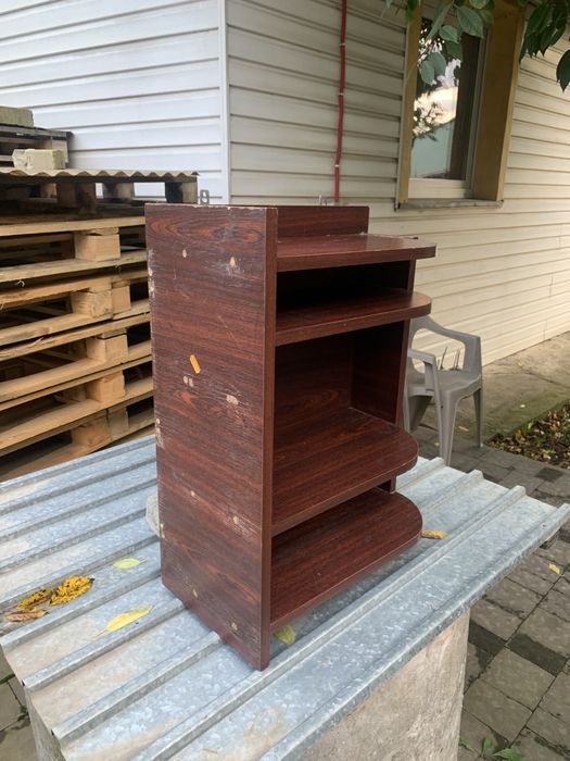 Полиці з дсп плити по 150 грн.