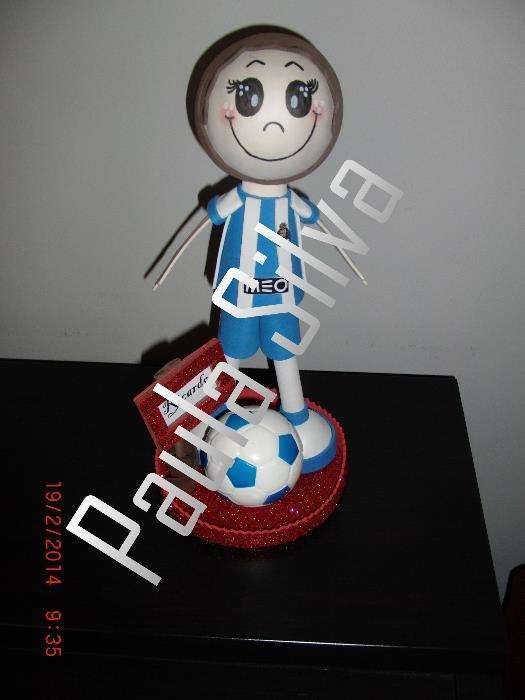 Boneco em E.V.A. Jogador de Futebol