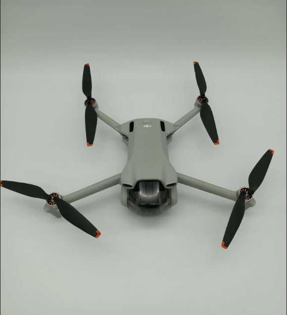 Dron DJI Mini 3 RC 6000 m 2453 mAh