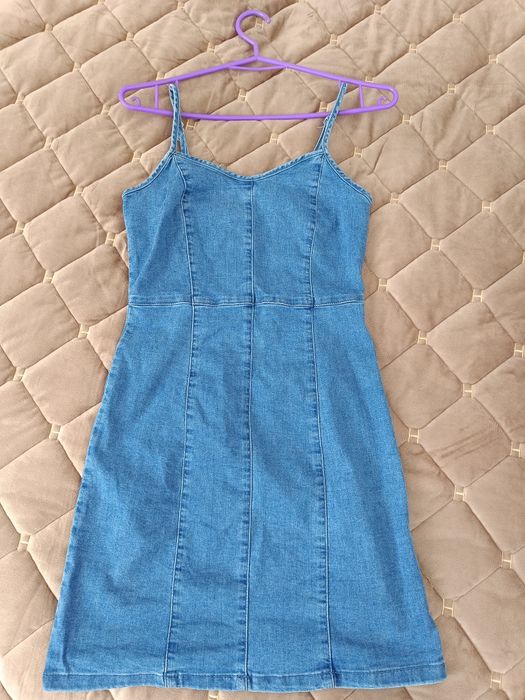 Жіночі сукні на літо