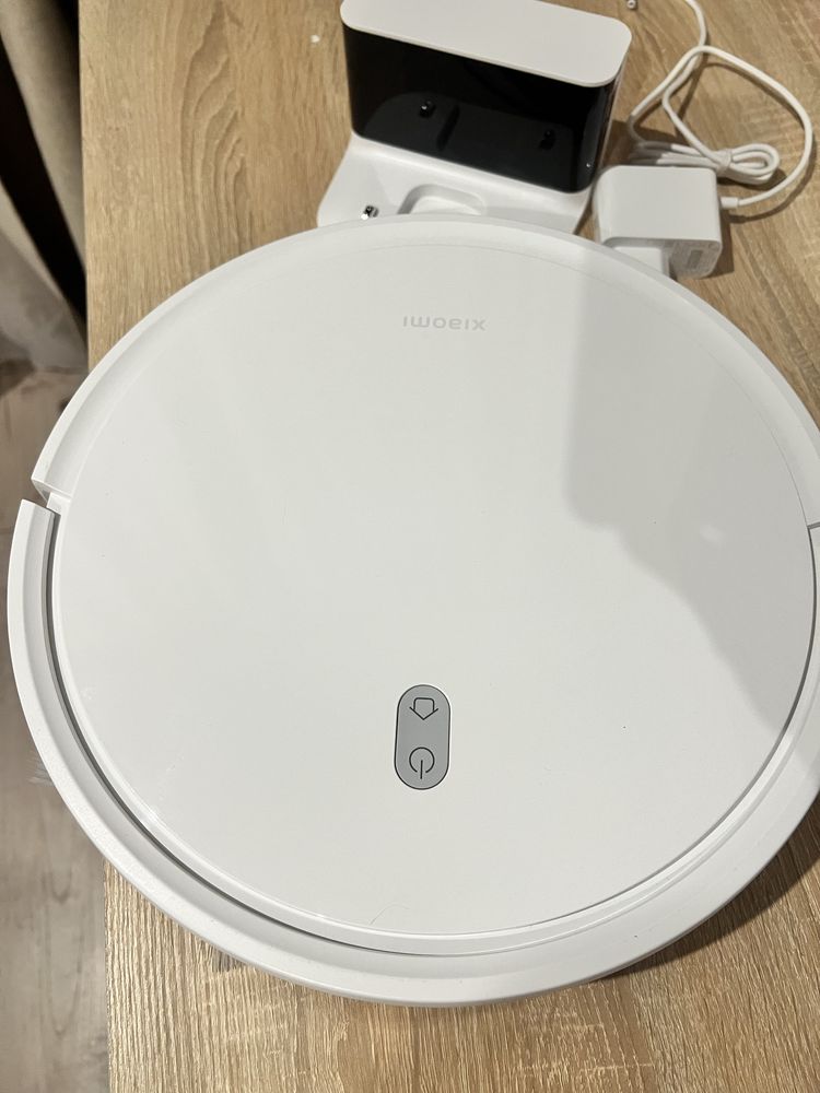 Робот-пилосо  Xiaomi Robot Vacuum E10