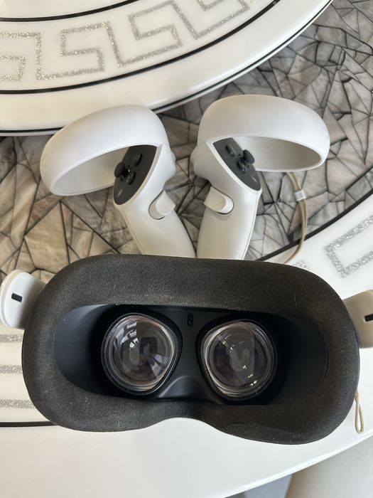 Окуляри віртуальноі реалності Oculus Quest 2 128 gb