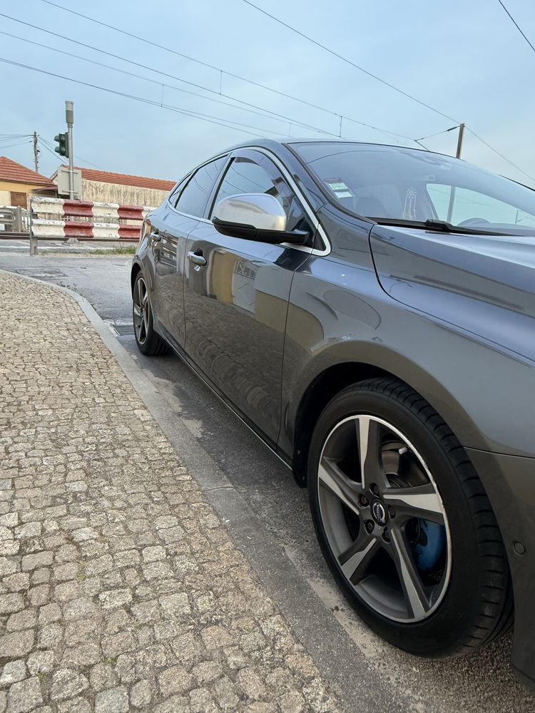 Volvo v40 rdesign 1.6 115 cv