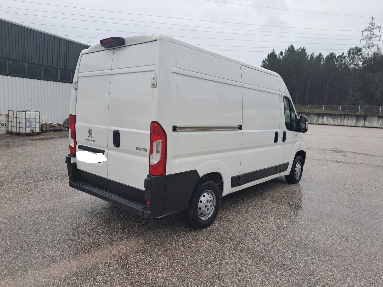 Peugeot Boxer 2.2 BlueHDi 120 CV