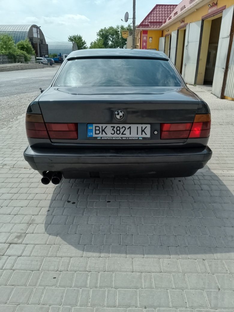 Продам бмв е34 (можливий обмін на мінівен)