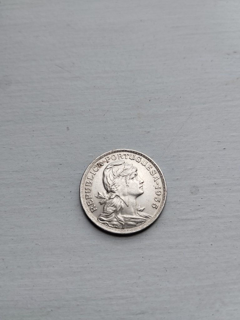 Moeda de 50 centavos rara de 1935 muito difícil neste estado