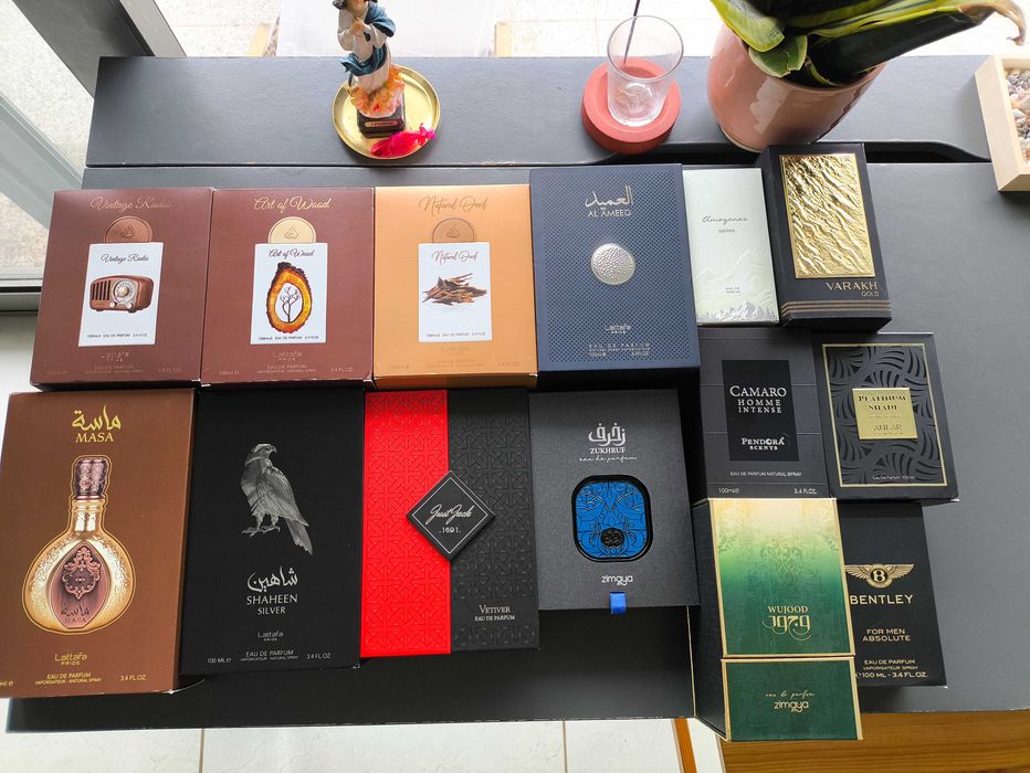Vendo diversos perfumes designer e arabes. Precos baixos!!!