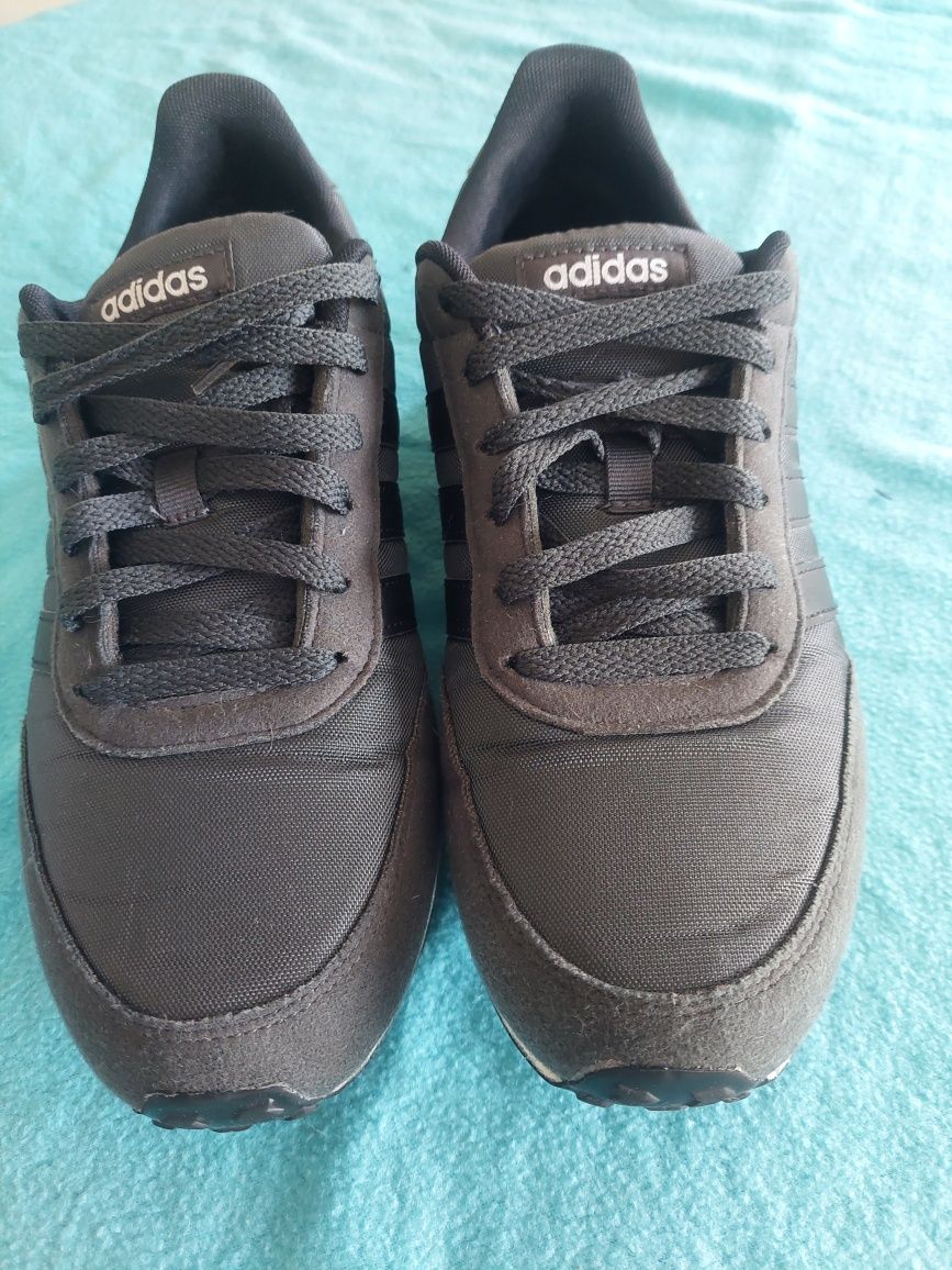 Tenis ADIDAS (ORIGINAIS) (Semi novos)