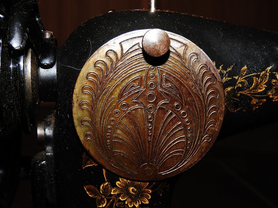 Máquina de costura vintage FRISTER & ROSSMANN para coleccionadores