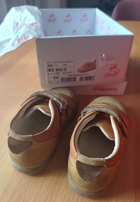 Buty Emel 24 musztardowe trzewiki