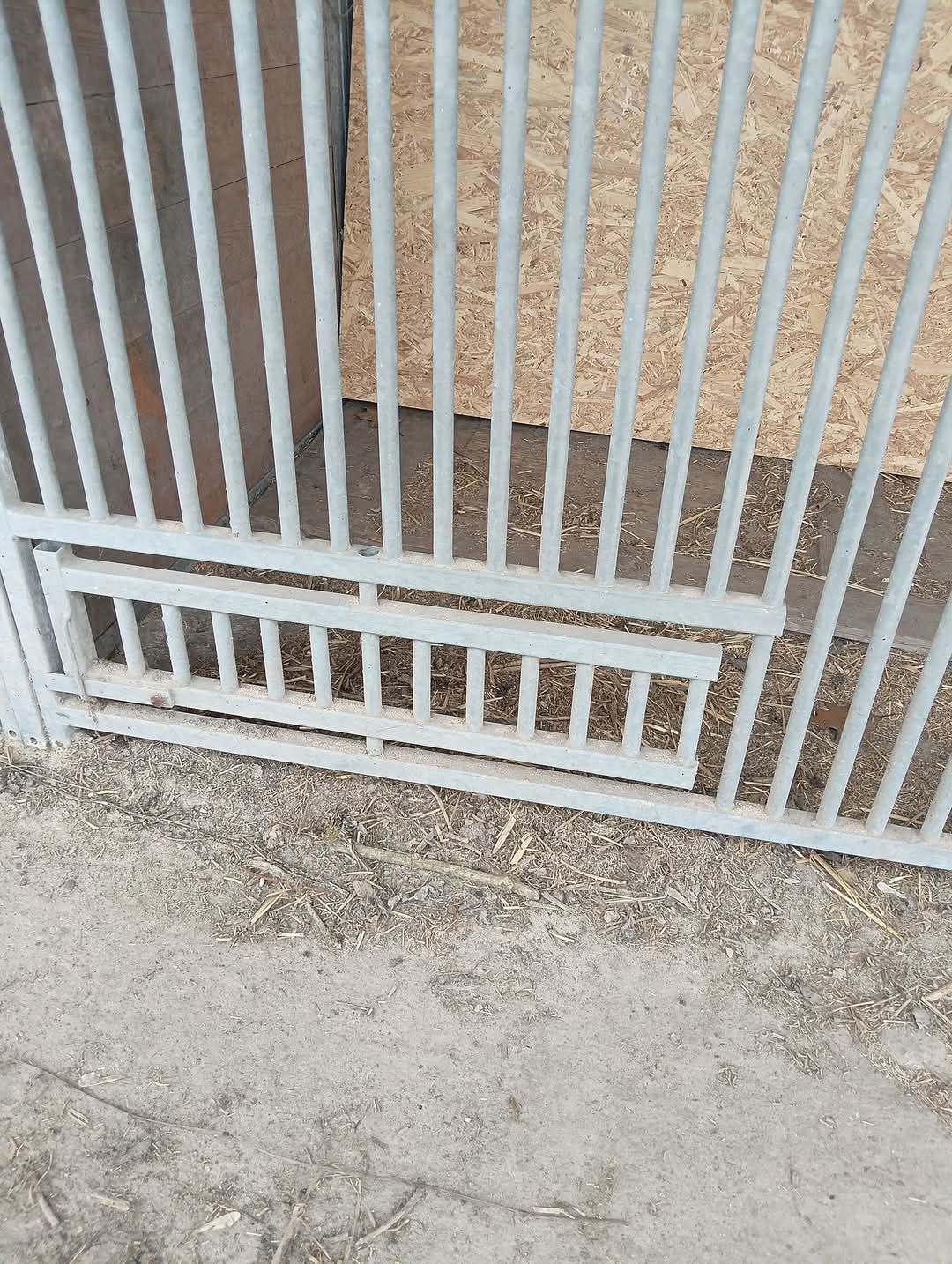 Podwójny kojec stal ocynkowana