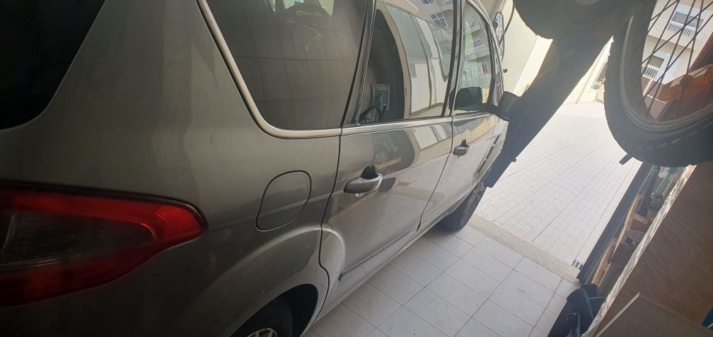 Ford S-max 2.0 TDci Titanium 140cv 7 Lugares