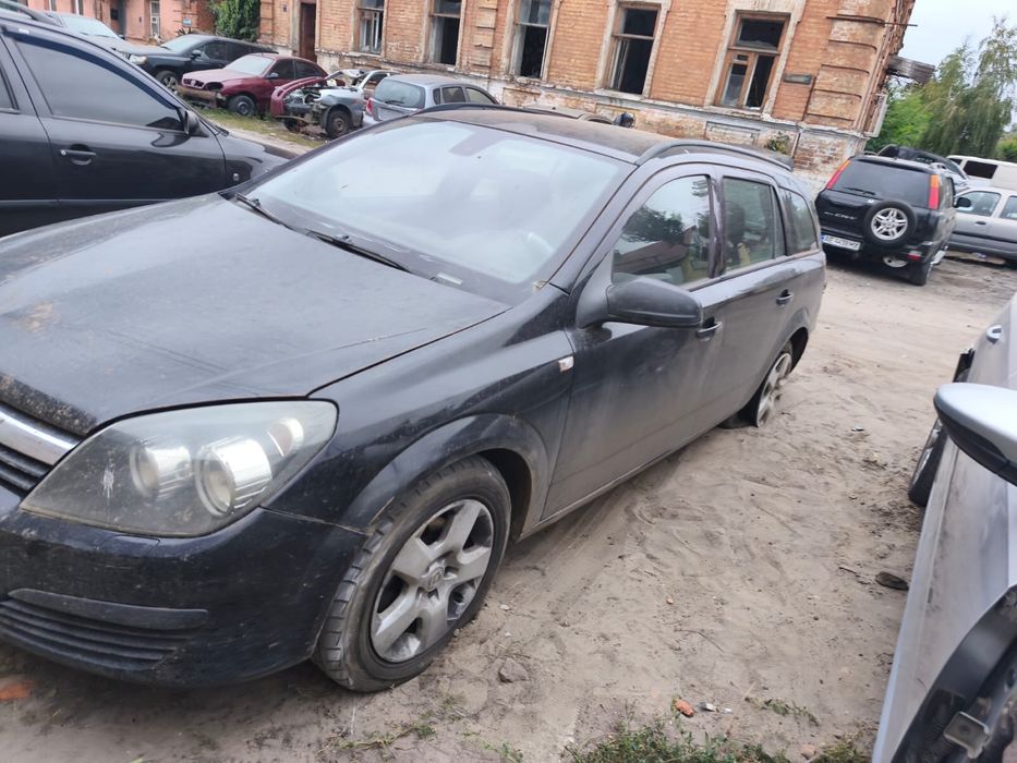 Продам авто под ремонт.