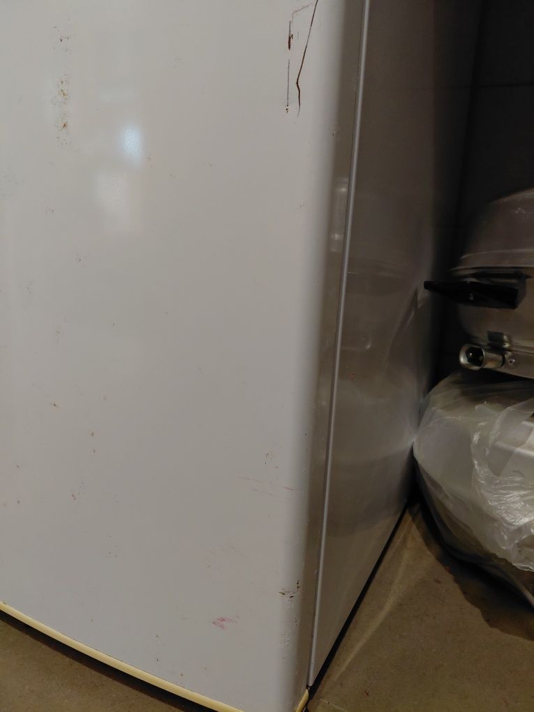 Frigorífico 90cm alt.