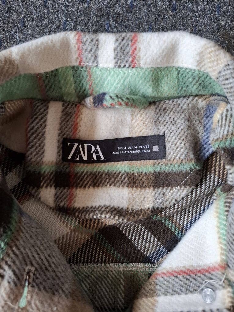 Рубашка утепленная куртка Zara разм.М
