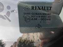 Стекло лобовое Оригинал Renault 727122133R год 2013