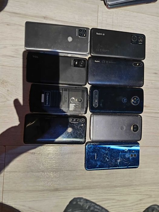 Uszkodzone telefony dotykowe