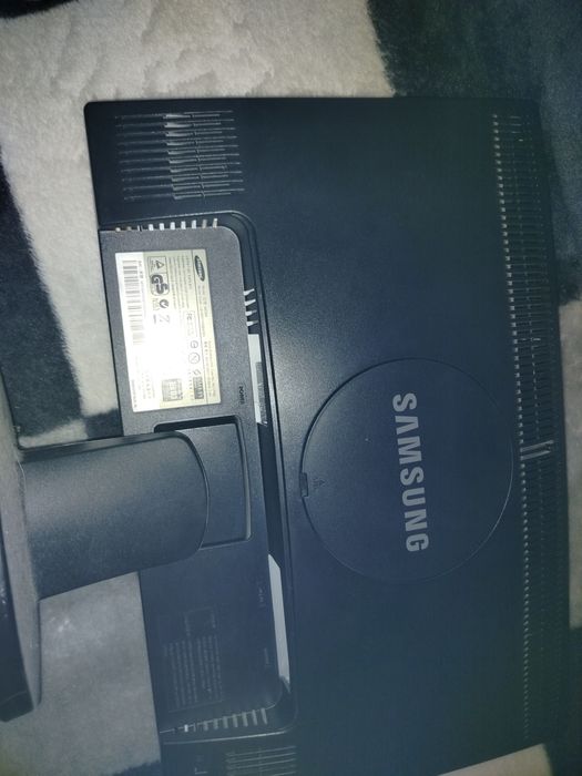 Продам монитор - 2 видео карты и процесор G5400