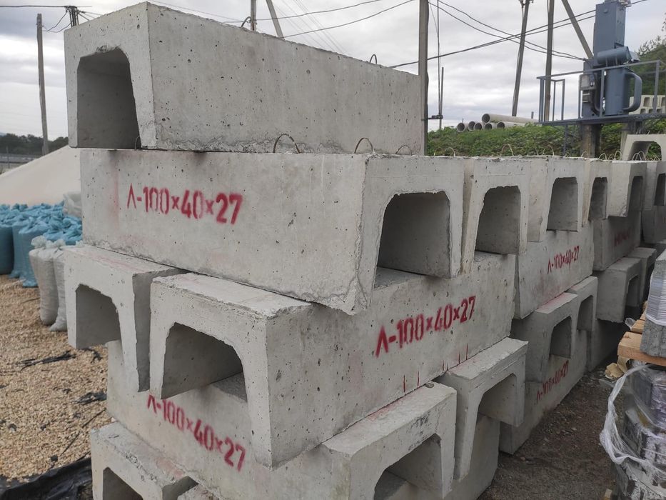 Бетонні кільця та лотки