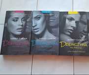 3 ksiazki erotyk Dziewczyna na miesiąc Bestseller