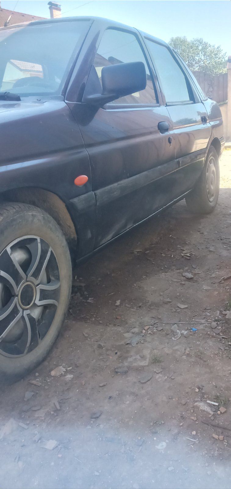 Продам Ford escort