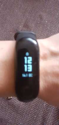 Фитнес браслет MiBand3