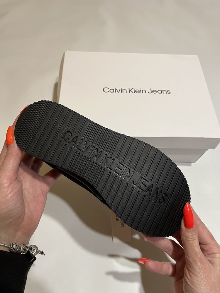 Кроссовки  Calvin Klein